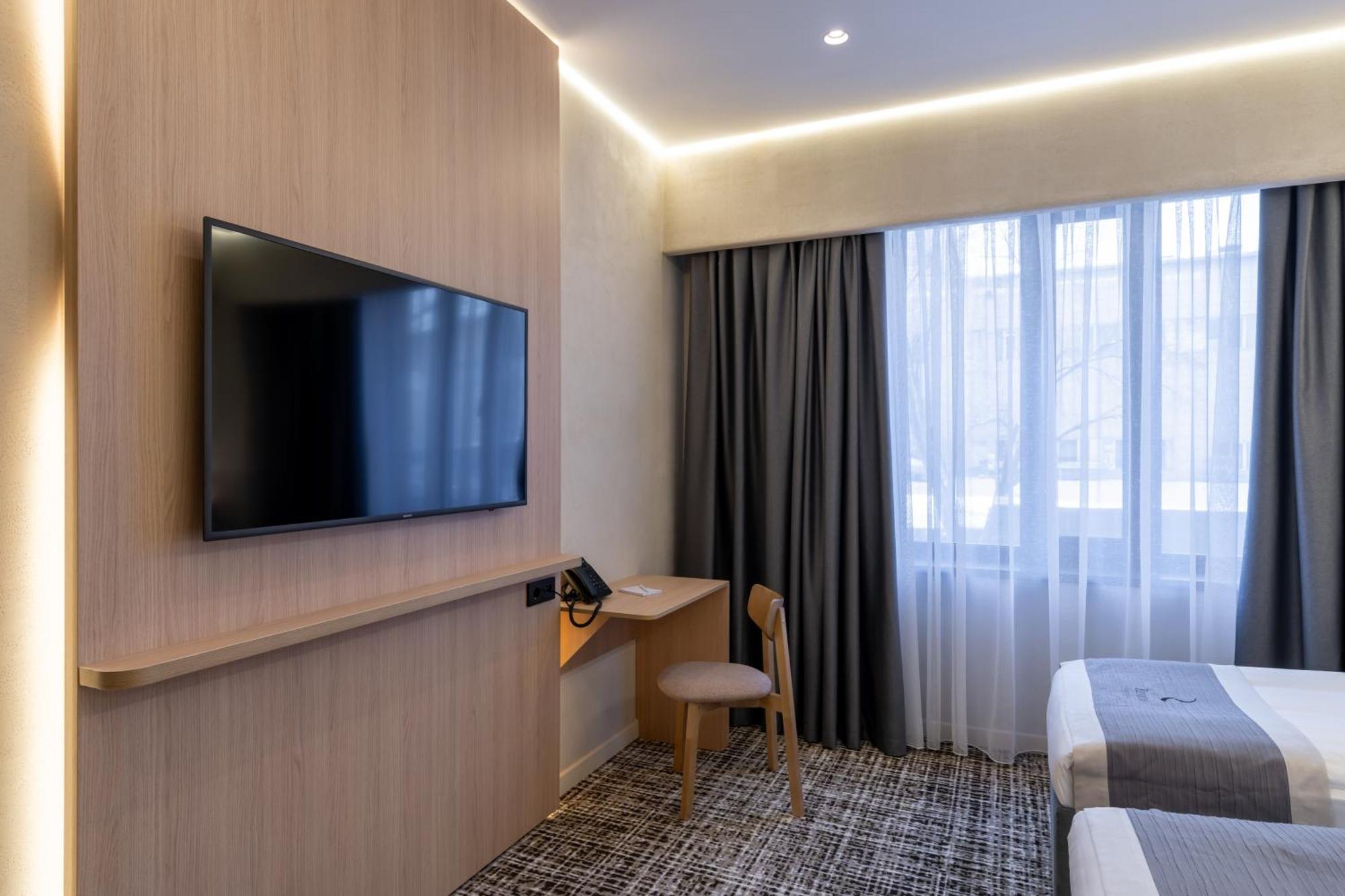 Renion City Hotel Алматы Экстерьер фото